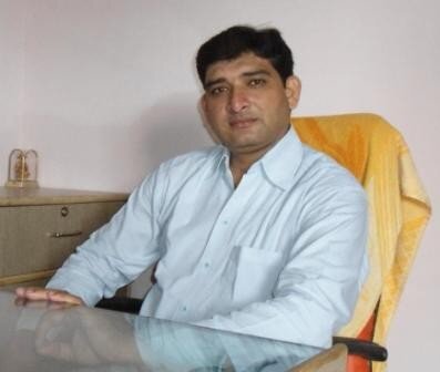 Govind Singh Raghuvanshi (https://t.co/OjvbXs5BA6., B.A.M.S, C.V.D., C.S.D.) A world renowned Ayurvedic practitionar.
