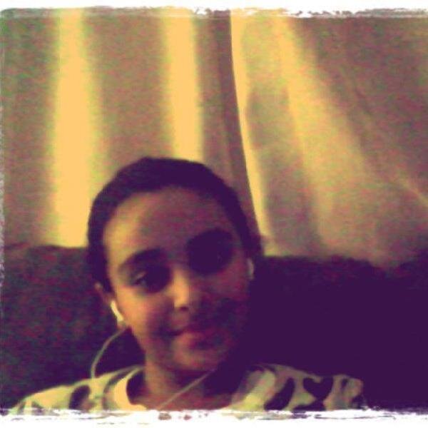 we live .. we life ... we love ... and we never give up !!! YOLO