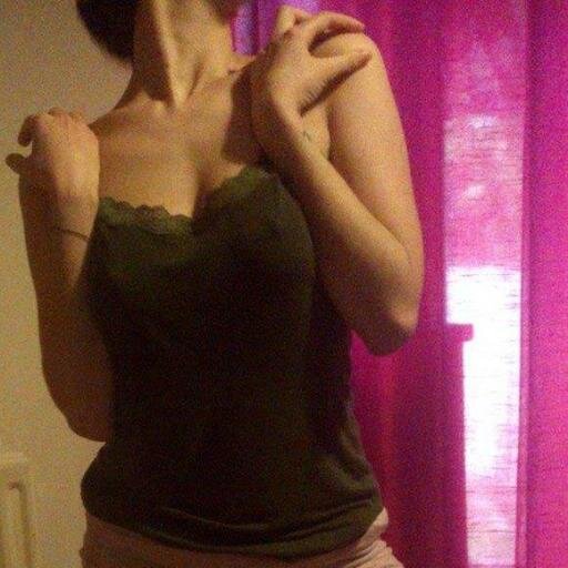 Monellabianca's profile picture. Camgir per spettacoli privati su skype. Il mio contatto è jessica loverizzo camgirl 
Vi aspetto in tanti con promo imperdibili