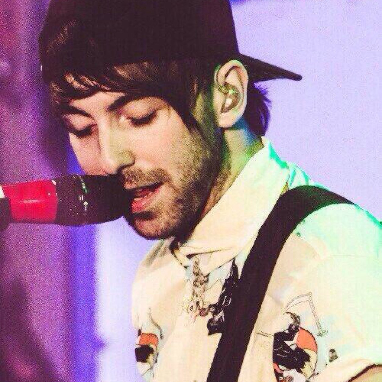 Hiii!! you just got a free follow from @baracxnt bc ur amazing! HAVE A NICE DAY!!
