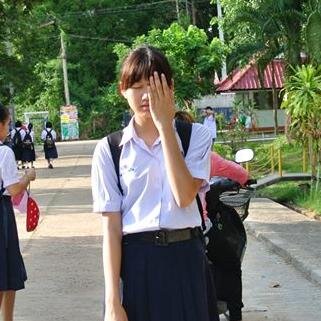 อโลนน