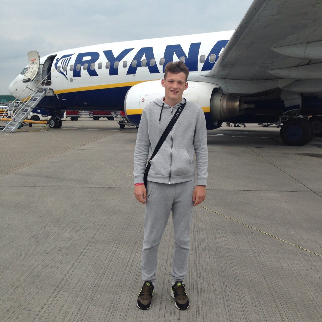 xxaaronwall's profile picture. 