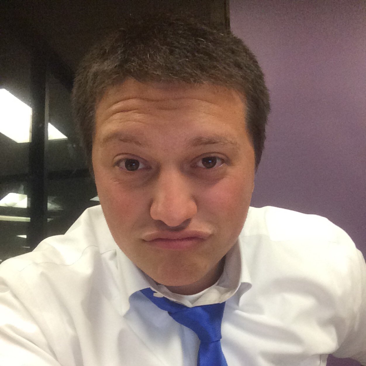 EntrustYourself's profile picture. 