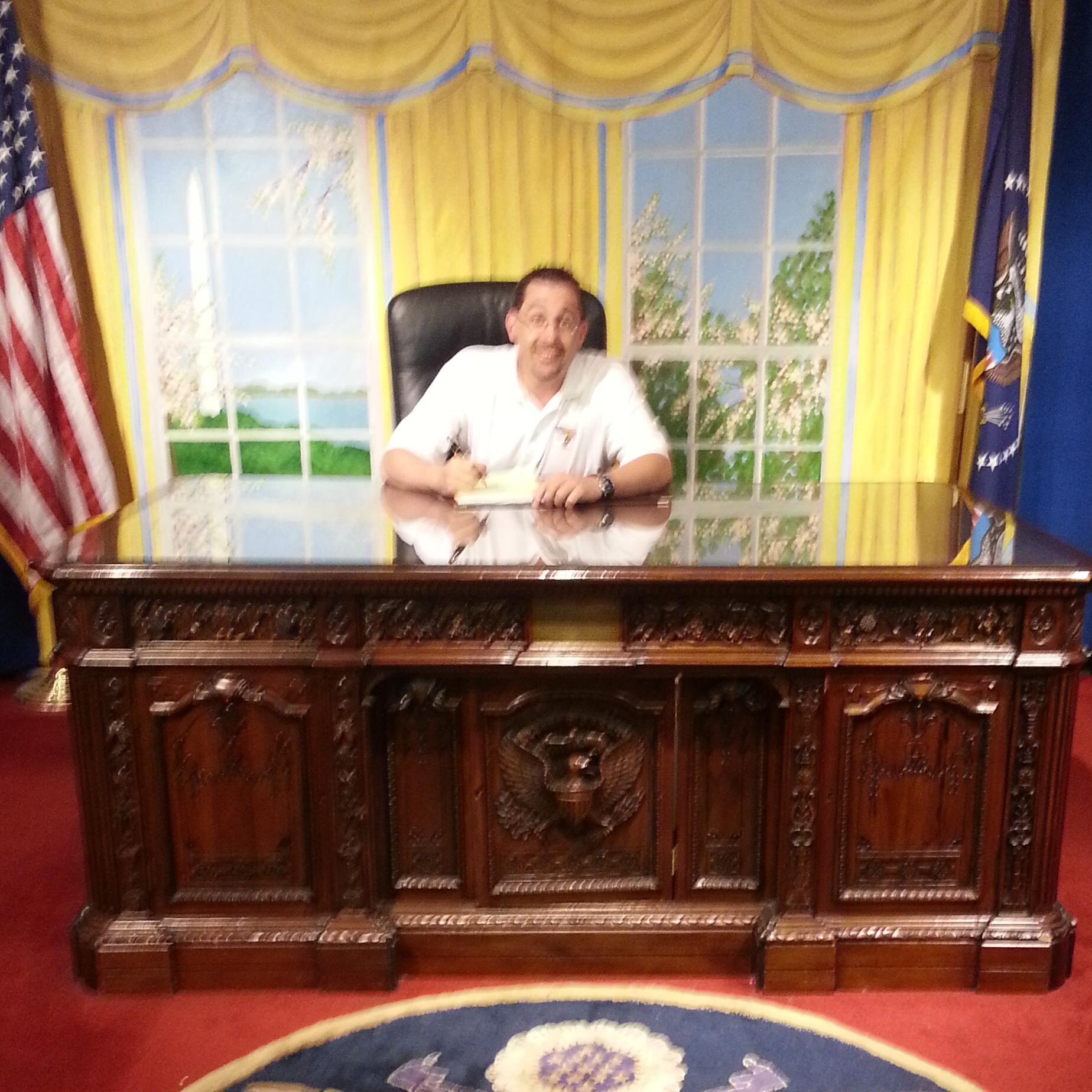 Granite_Pundit's profile picture. Former Hill staffer and a Govt. Affairs pro. I tweet about politics, music, sports, St. Lou & pop culture. Tweets are my own. #EnjoyTheSnark #PlayGloria