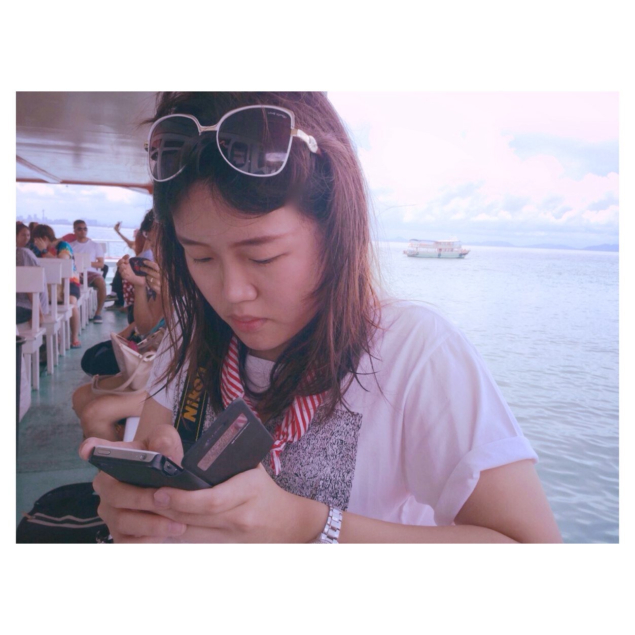 I'm such a normal girl. Like to play music !Saxophone! Photography Walk in the way of God.