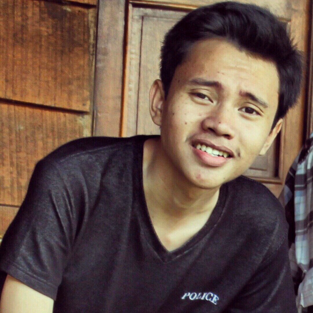 tedeetedee's profile picture. sup?