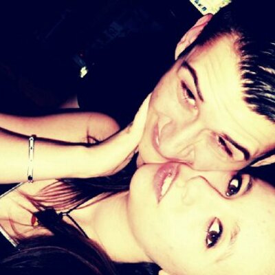 Profile Picture of Alison & Léo X3 X3 (@AlisonLeo1902) on Twitter