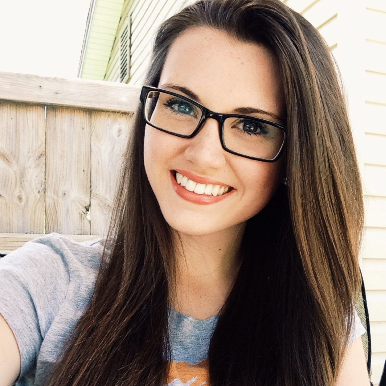 AFaithfulHeart's profile picture. Hi everyone! My name is Hope..I'm a 17 year old homeschooled christian girl. I love the Lord with all my heart and my goal is to please Him in all that I do!