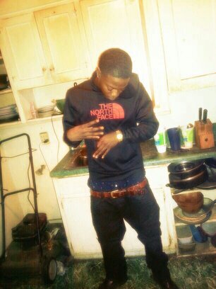 4way da M4B!!! haha yal kno dat.we gettin it how we live HOODRICH.bl4ckent.shid y wudnt yal follow da leader