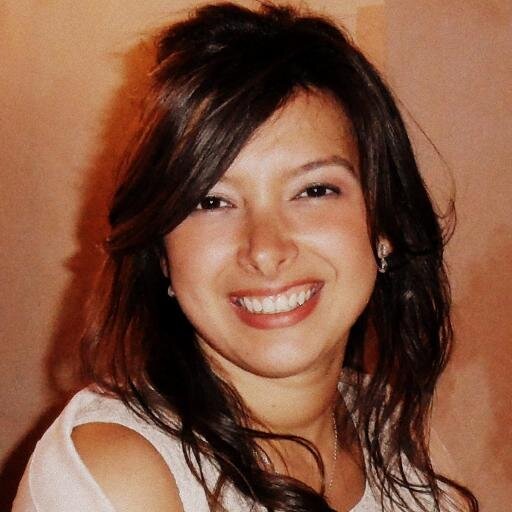 A HAPPY Digital Marketing Consultant who enjoys sharing her knowledge through Social Media. LOVE: Traveling, Digital Marketing, PPC & Innovation.