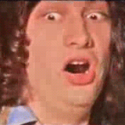 GameReview RT - Game Reviews retweeted for your pleasure....*look at that face... LOOK AT IT!*