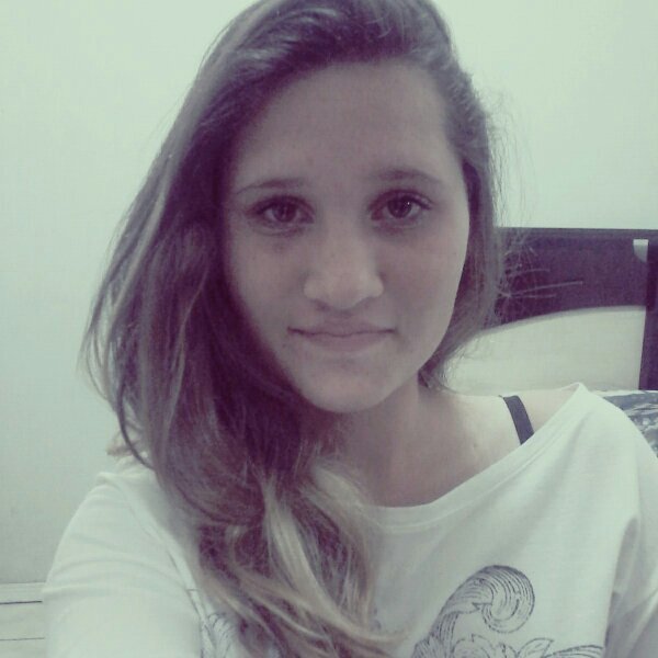 cheguuuei,porra gabi 8 anos que eu te conheço , muitas risadas  kk,nunca se esqueça que pode conta comigo para tudo , sua gata te amo Demais @Paloazinhak aki !