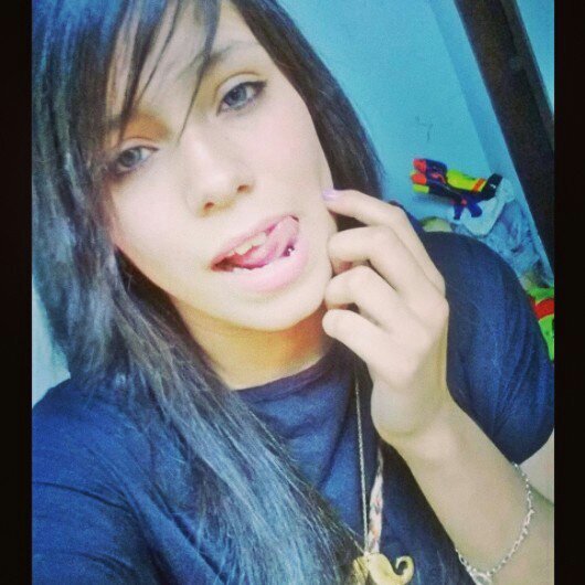 Hi I'm Angie lala 3 my loves¿ Restart and Justin Bieber uh *-* You just tell me Barbie ok¿ 3 Peace and love to all bye ._.