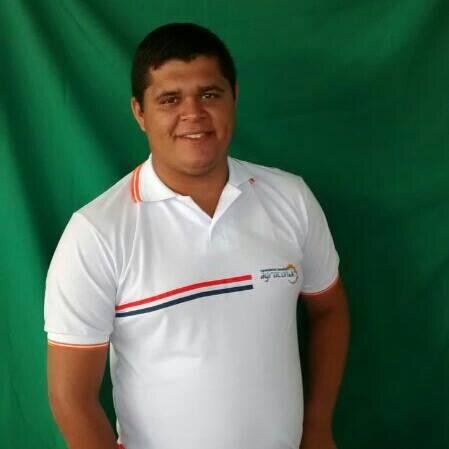 Graduado no curso de bacharelado em agroindsútria na universidade federal da paraíba CAMPUS III- BANANEIRAS
Técnico em Agronegócio
Graduando em Gestão Comercial