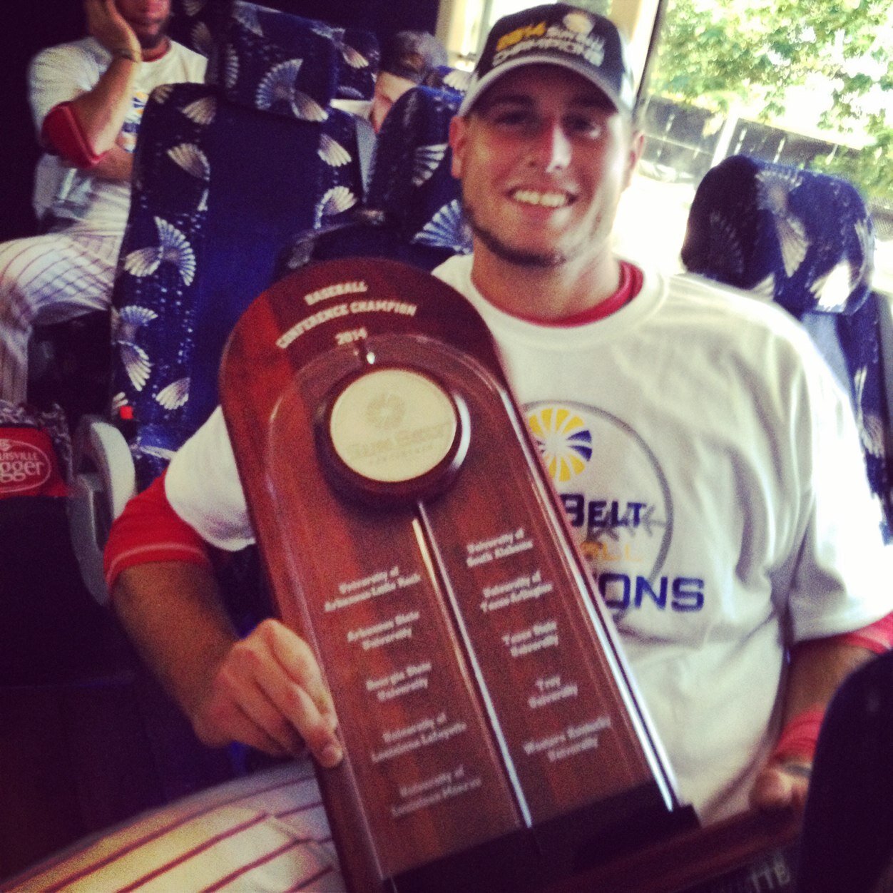 Just a kid chasing his dreams. Alumni baseball player for the UL Ragin Cajuns. Currently in the San Fransico Giants baseball organization.Killem with happiness!