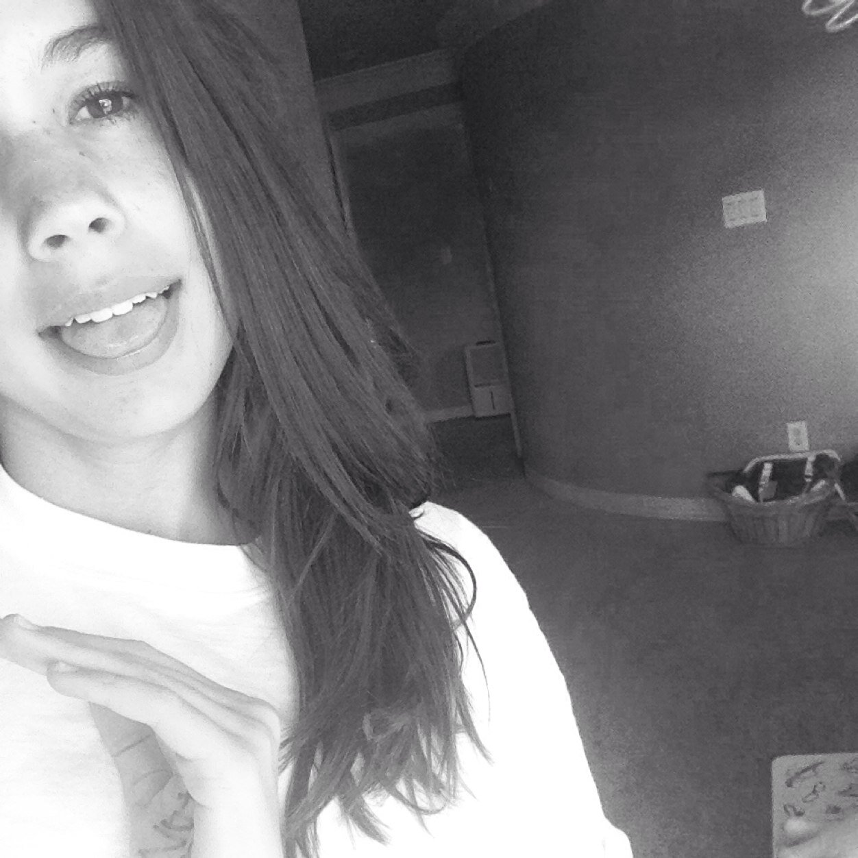 aauurreliee's profile picture. God is always there when you think there is no one else.