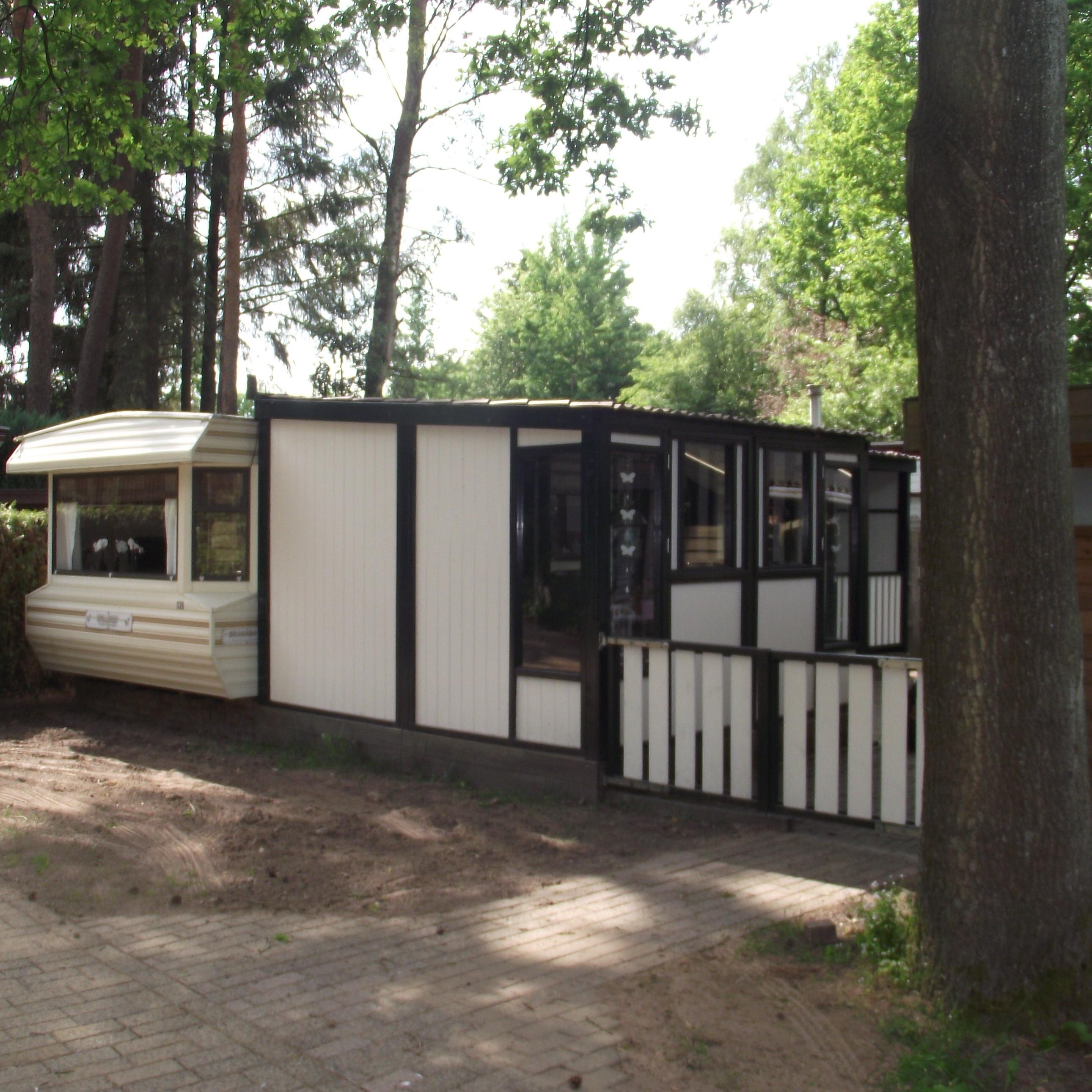 Wij bieden u een 4 tot 6 persoonscaravan, vlakbij het nationaal park Dwingelderveld op vakantiecentrum 

www,stacaravanindrenthe.nl