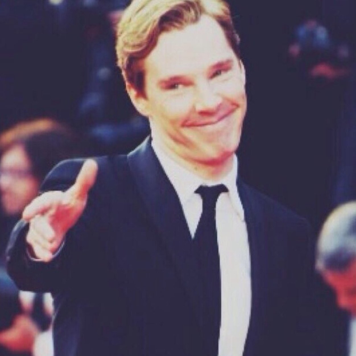 i dont have friends, i only have one.  // @cumberstilinski