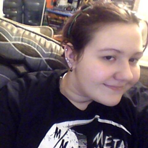 Lesbian.. Adtr_Hot was my old profile I like bands I interview them. So bands if your in the area I can interview you.