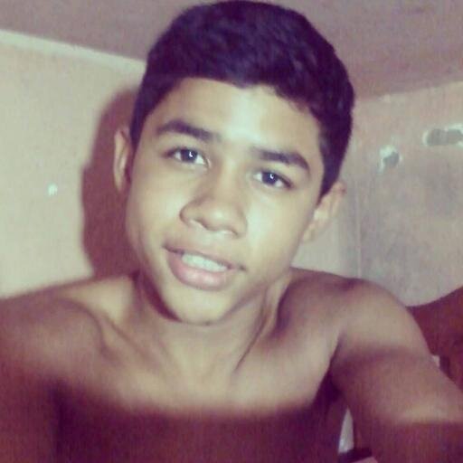 É adolescente? Quer frases sobre dramas, crises, humor e paixões? ta esperando o que ? curte ai http://t.co/xlRa5TXQGH