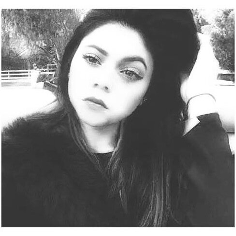 Hiiiiiiiiii. Cute as a B***** every single one of you.

Follow me, i'll follow back ;)
0/5