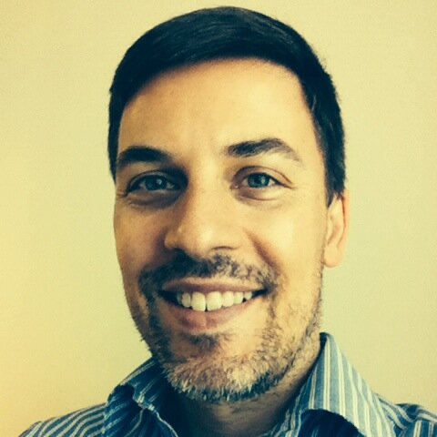 Senior Copywriter at Factor San Francisco, sports fan, optimist, father of 2, uncle, dog lover.