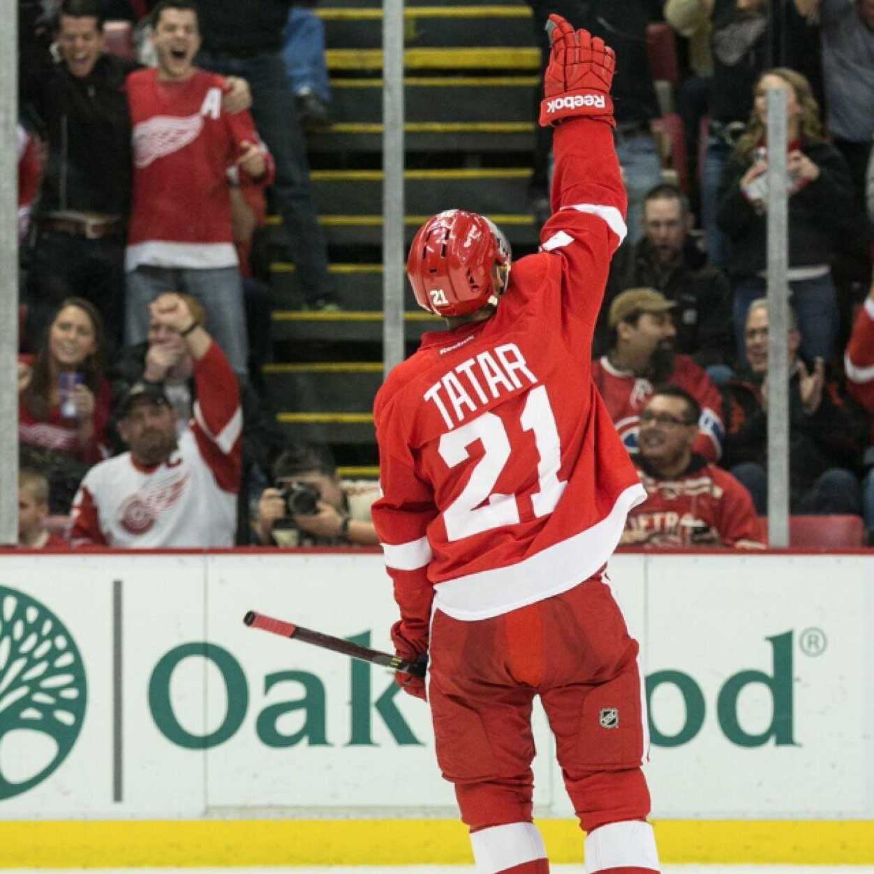 Gamertag is z28zGIROUXz28z. Road to trusted!! Born and raised in detroit. If you want to know anything about hut let me know. Trades/giveaways/wagers.