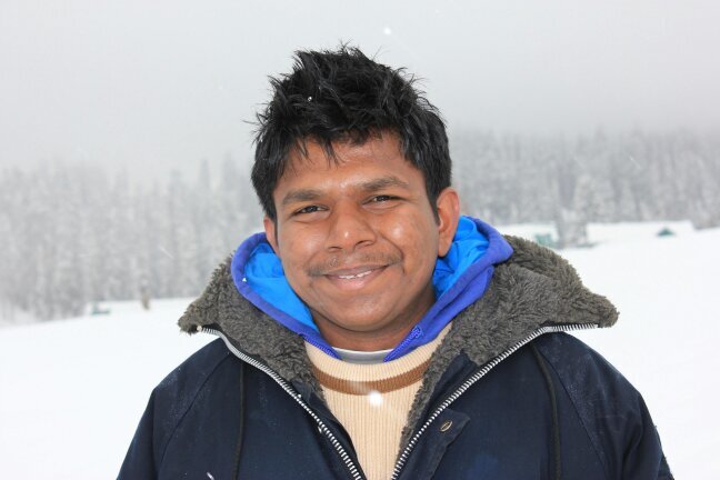 Some people always know d different b/t ‘knowing d path nd walking through d path’ nd I m trying to b one among them !!!