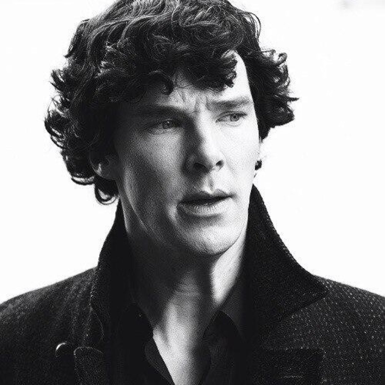 Sherlock Holmes, Consulting Detective. I live at 221B Baker Street with my flat mate John. »[SherlockRP||CrossoverRP||AllShips||Gay]«