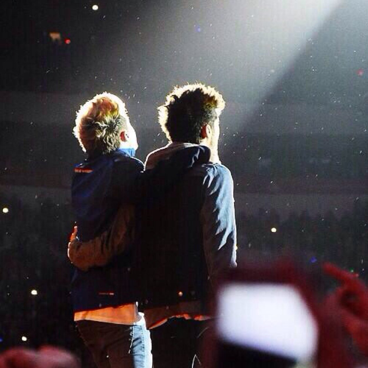 YOU JUST GOT A FREE FOLLOW Please follow @tropicallyzayn ❤️ & @hunniee_❤️ hope your fav follows you