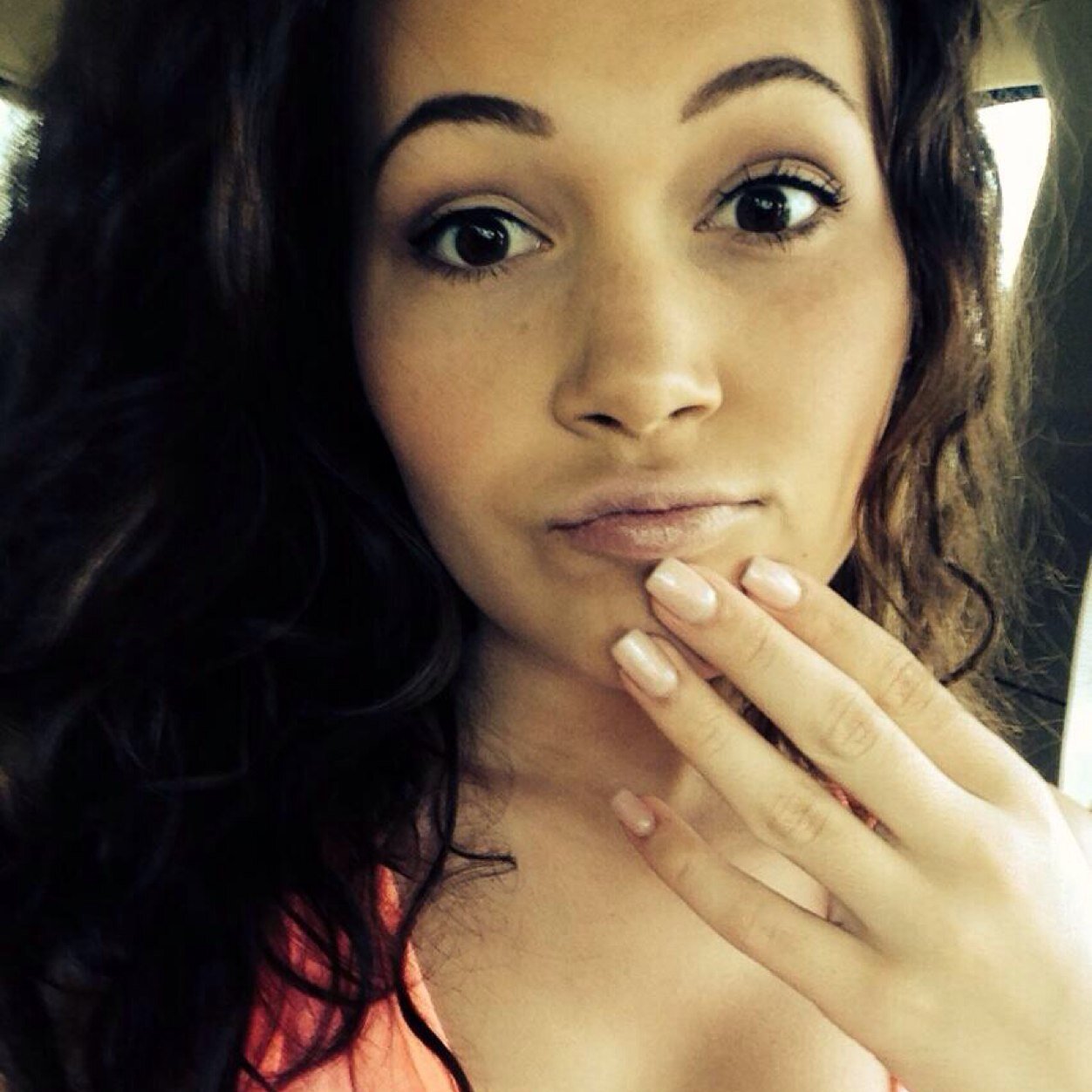Vampire/Bionic/Phantom|| #MARRIEDTO:@CanNotDie26 11-19-13||#loveyou||