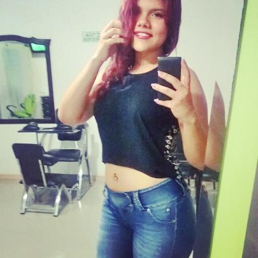 Apasionada por la musica Iniciando mi carrera en ella. Belieber Hasta La Muerte .Amante del tomorrowland.Defensora ante todo de los derechos femeninos.!!!