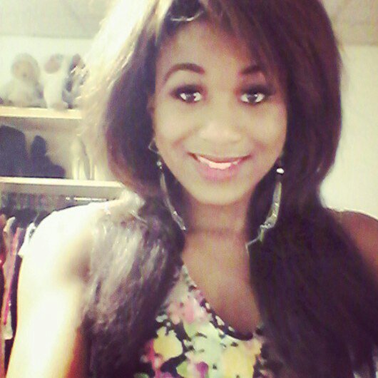 DamiArewa's profile picture. Doctor 👩🏾‍⚕️, lover of popular culture