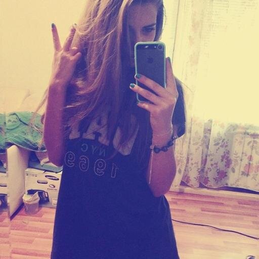 AnnaLuckBenson's profile picture. #взаимный фолловинг! Читай меня,буду читать тебя.