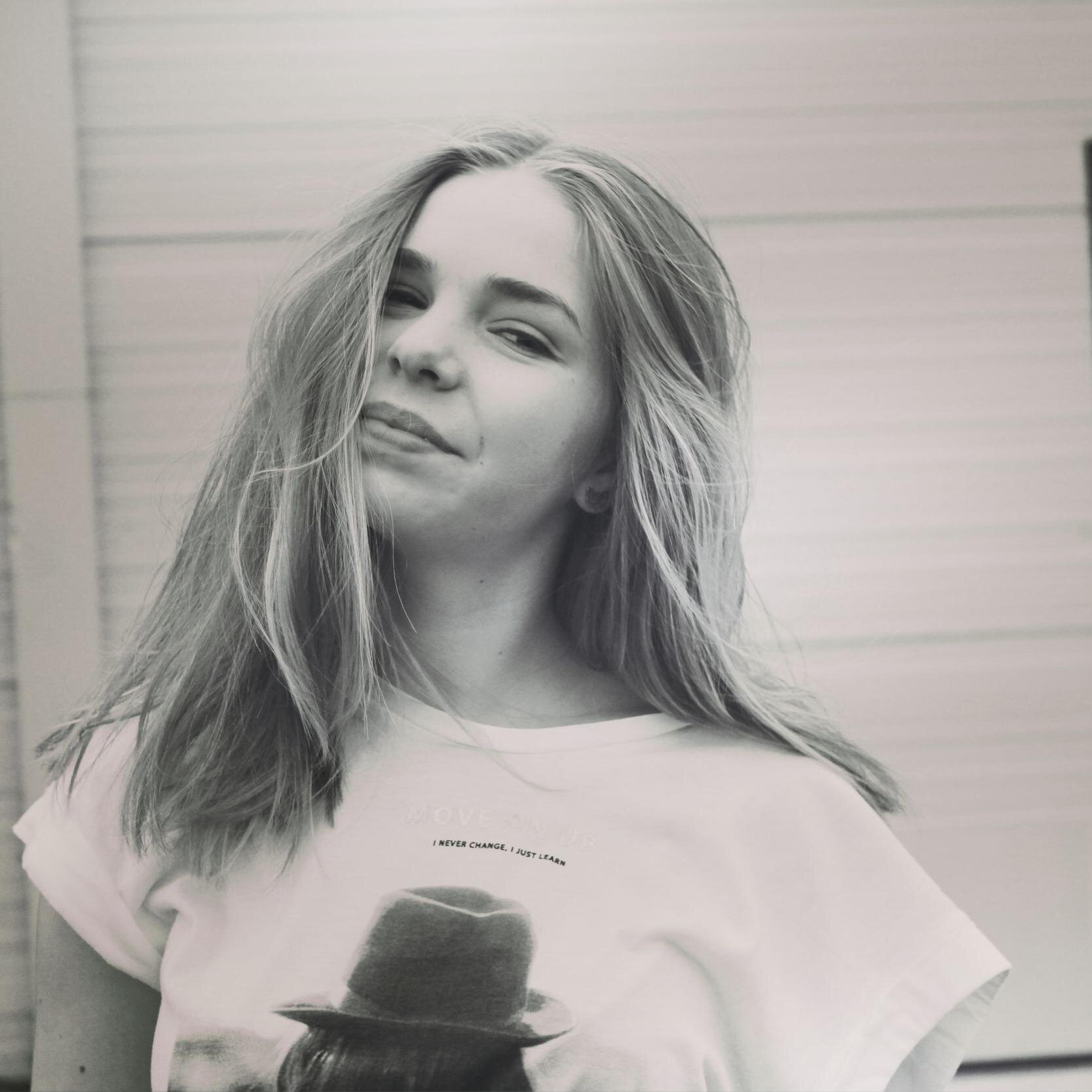 youtuber and blogger
http://t.co/mqyCY9XfGs
https://t.co/KCcKZL62Pj