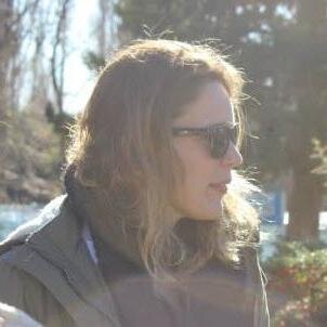 viniloviejo's profile picture. Soy bien minita y 160 caracteres no me alcanzan para escribir sobre mi misma.