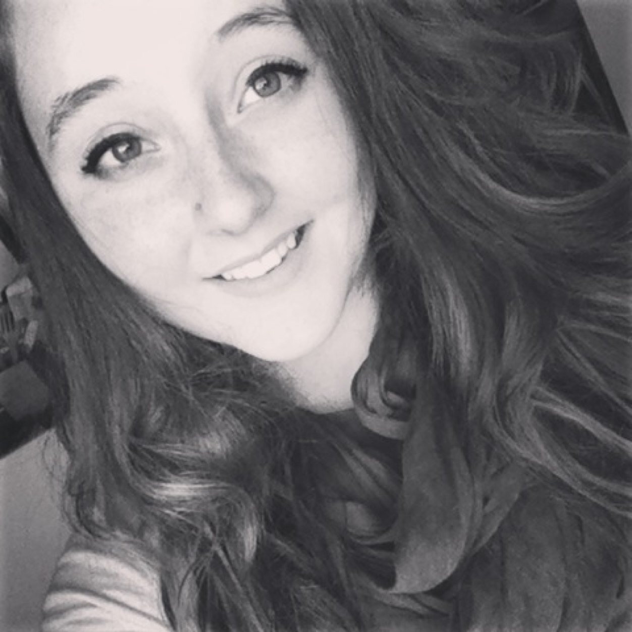 LovelyPeasant1D's profile picture. Take me as I am or Watch me as I go