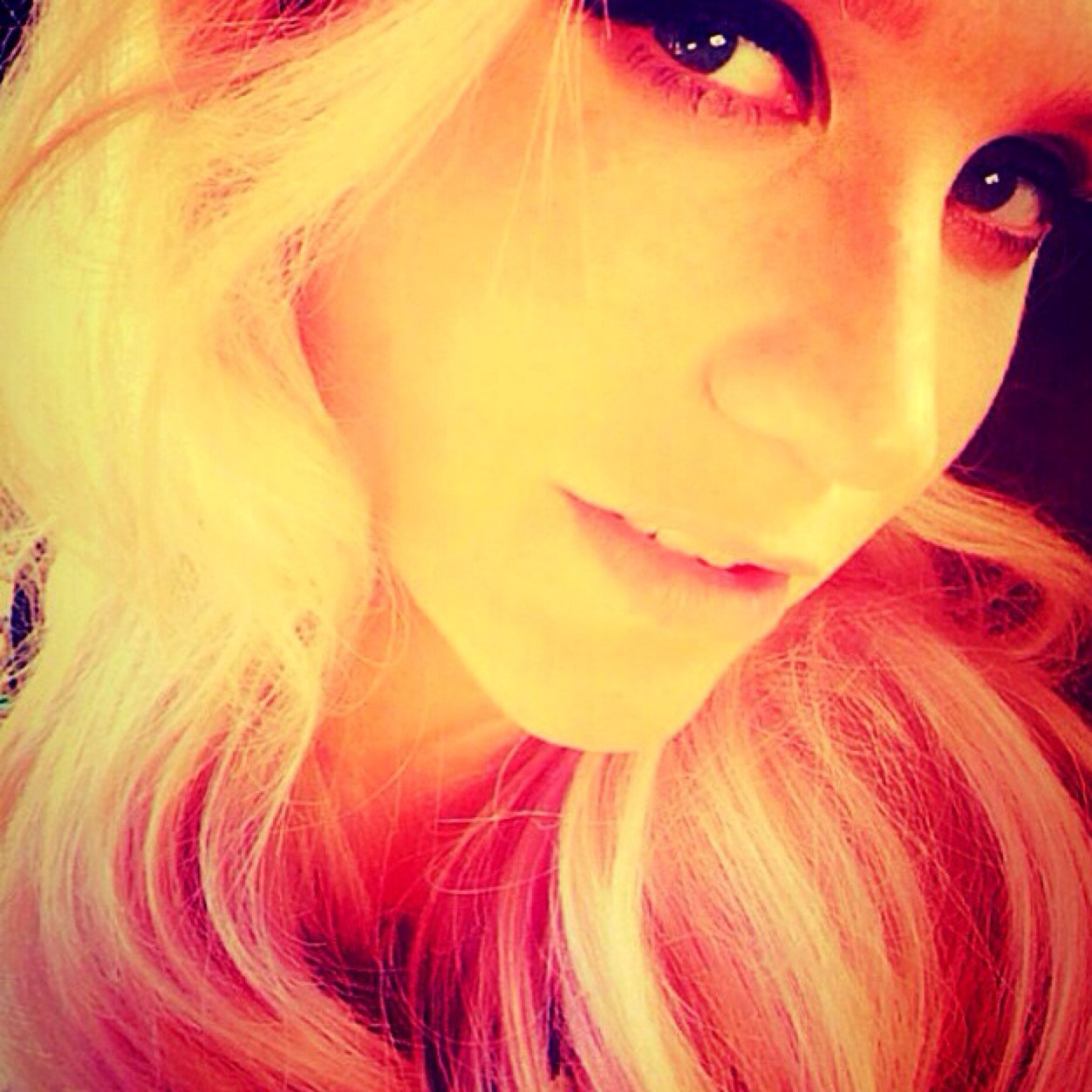 Kesha saved me and I love her to hell and back! Animal for life! (By the way I'm a guy)❤️ #truth #freedom #rainbows