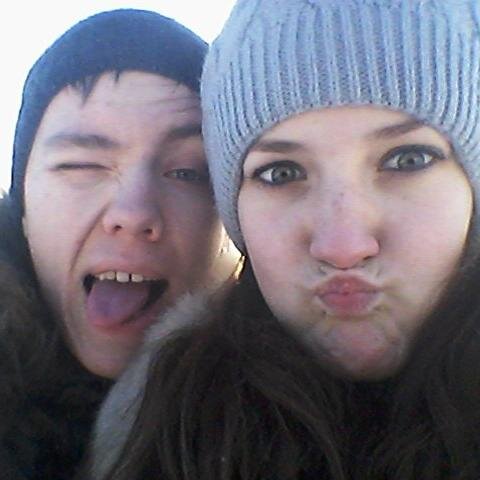 AndreyTorino's profile picture. Бойся о чём-то жалеть. Живи так, будто жить тебе осталось 2 часа.