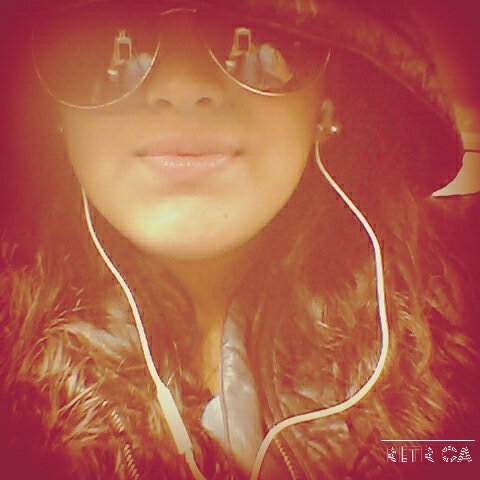 no tengo mente pervertida , mi imaginación es sexy :) directioner forever *-*