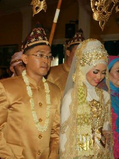 ceritadika's profile picture. @aisyahasqar my lovely wife, energy and inspiration of my life. |baru menikah| belajar jadi hafidz qur'an| an enterpreneur | ppsdms | rumah tahfidz cinta