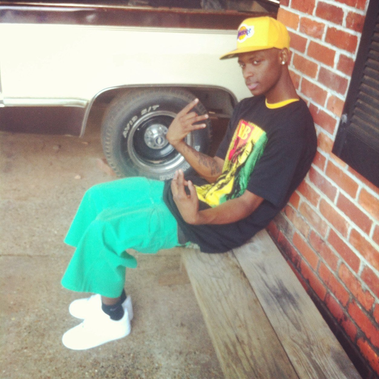 . ; these niggas be makin to much noise. ,