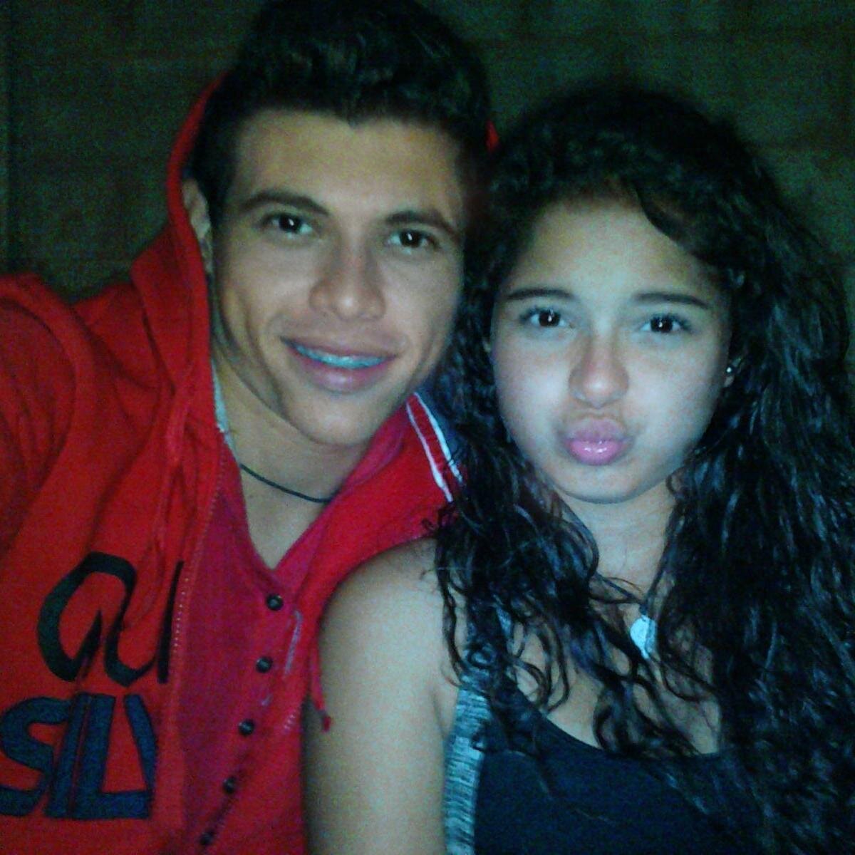 Twitter-Oficial -MNFP♥TEAMO |Te gusta algún tweet Dale RT o hazlo un Fav. Nacido En Vnzla/Mcbo.
 ♪♫ Cantante Urbano y Compositor♫♪ ▬▬▬▬▬▬▬▬▬▬▬▬▬▬▬▬▬▬▬▬▬▬▬▬▬▬▬▬▬