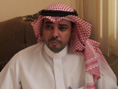 قد مَاتَ قَومٌ وَمَا مَاتَت فَضَائِلُهُم وعاش قَومٌ وَهُم فِي النَّاسِ أَموَاتُ — الإمام الشافعي