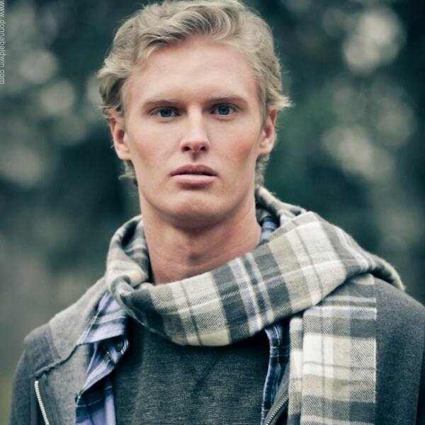 Nate1Glass's profile picture. (RP DRARRY) Muggle, 20 years old, Popular Guy at Muggle University