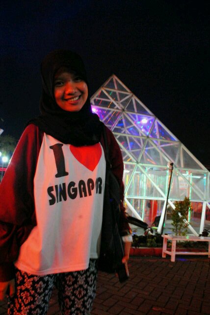 venihua's profile picture. SeniMusik uny'12