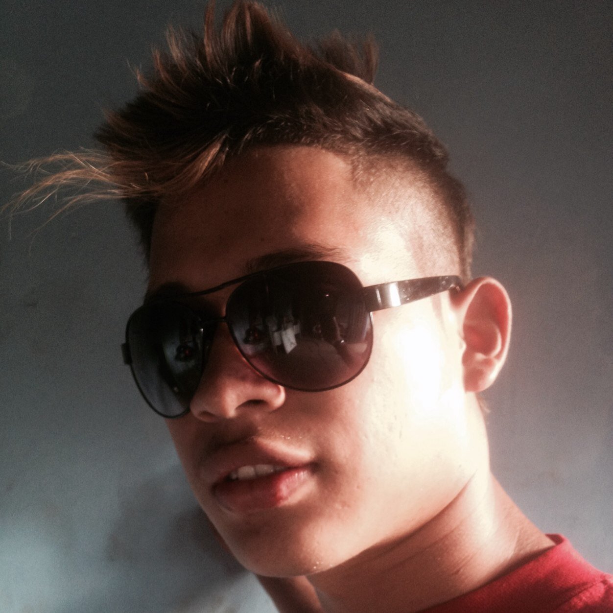 I like real madrid and my dream is to play with