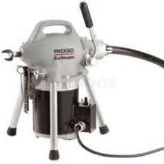 Servicios de plomeria, destapes de cañerías, lavado de tanque de agua potable, filtraciones y mantenimiento a todo tipo de cañerías. 
Contacto: +58-4146935887