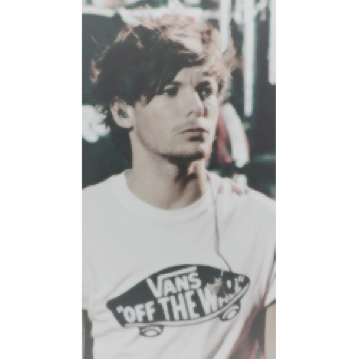 HERE U GOT URSELF A FREE FOLLOW NOW FOLLOW @curlykinklwt YOU'LL GET A FOLLOW THERE TOO OK DO IT BYE ILYSM