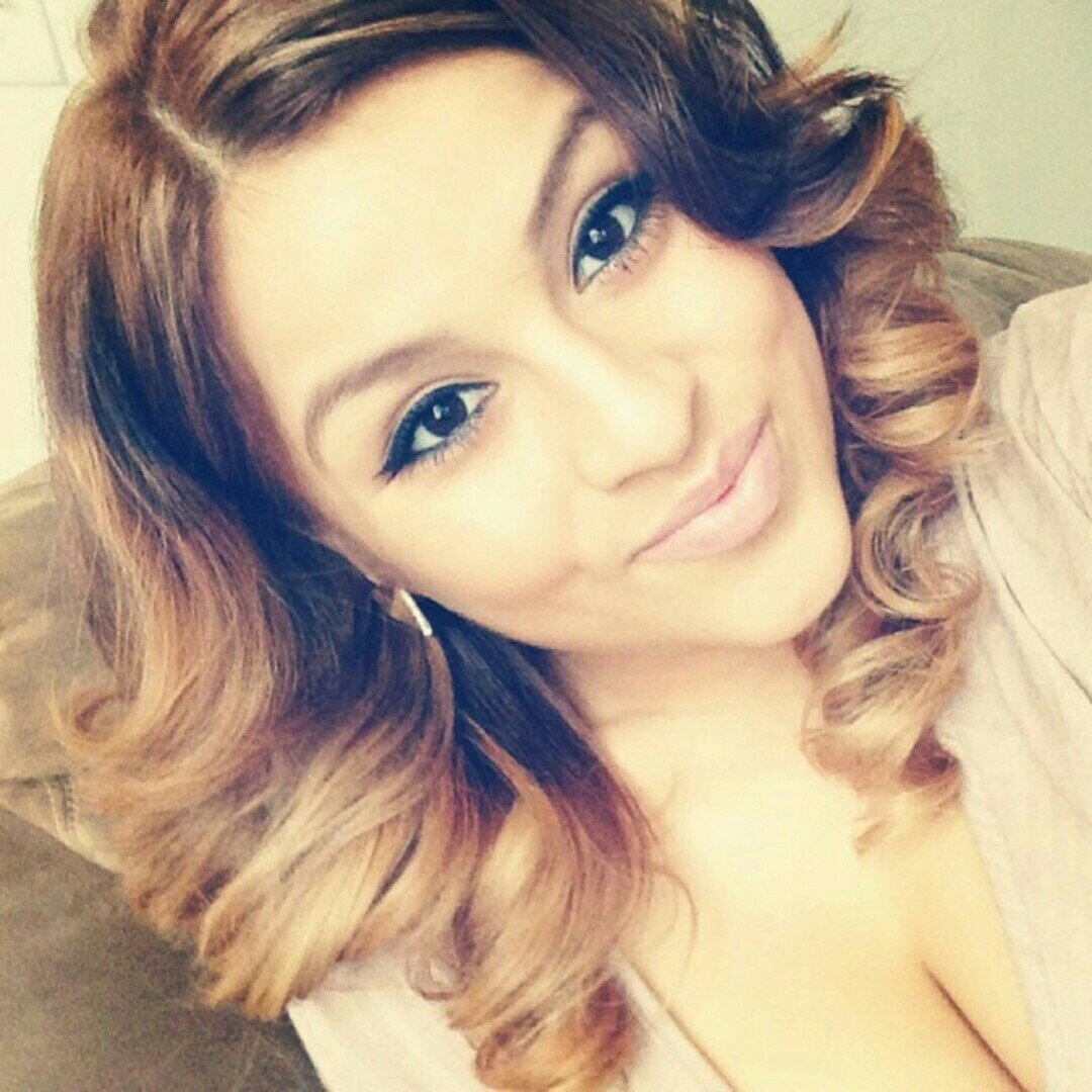 Hacked at 12k . Lets get those numbers back up ❤ . ig: @_amorjas_ . Kik:@_amorjas_